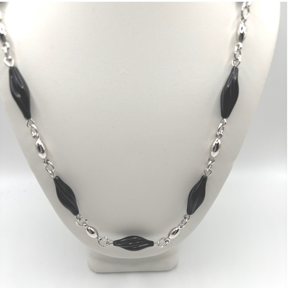 New Vintage Trifari 50196 Madeira 24 Inch Twist Black Jet Beaded Necklace - Picture 2 of 8